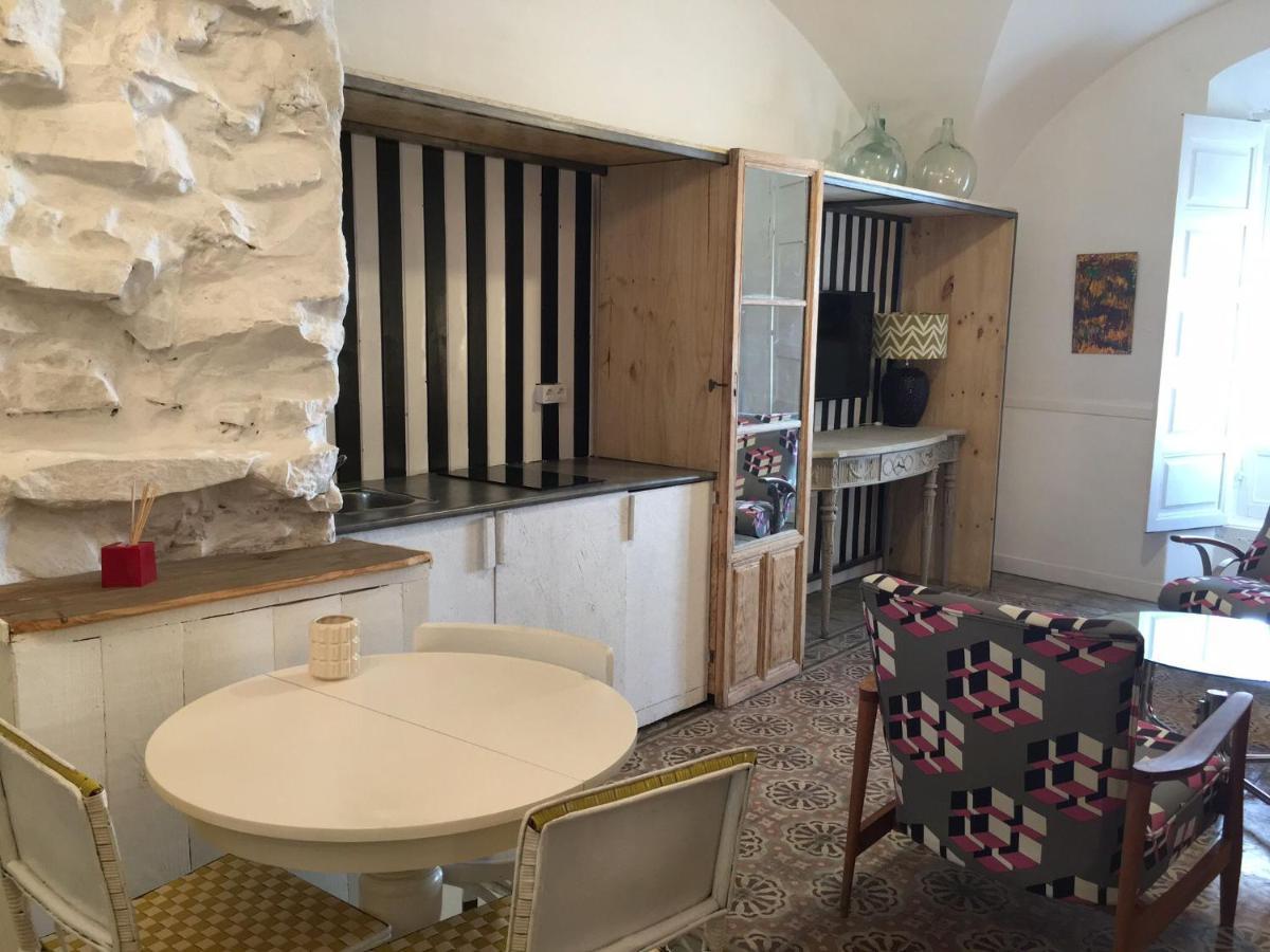 Apartamentos Tukasa Vintage Caces Exteriör bild