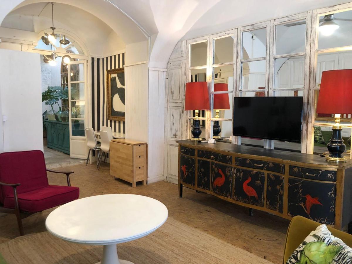 Apartamentos Tukasa Vintage Caces Exteriör bild